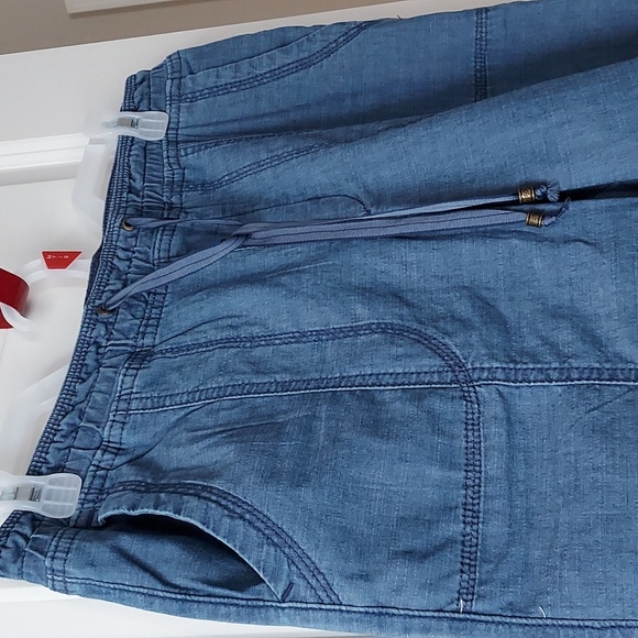 Lee Relaxed Fit Mid Wise Capri jeans blue 10 medium - Picture 2 of 12